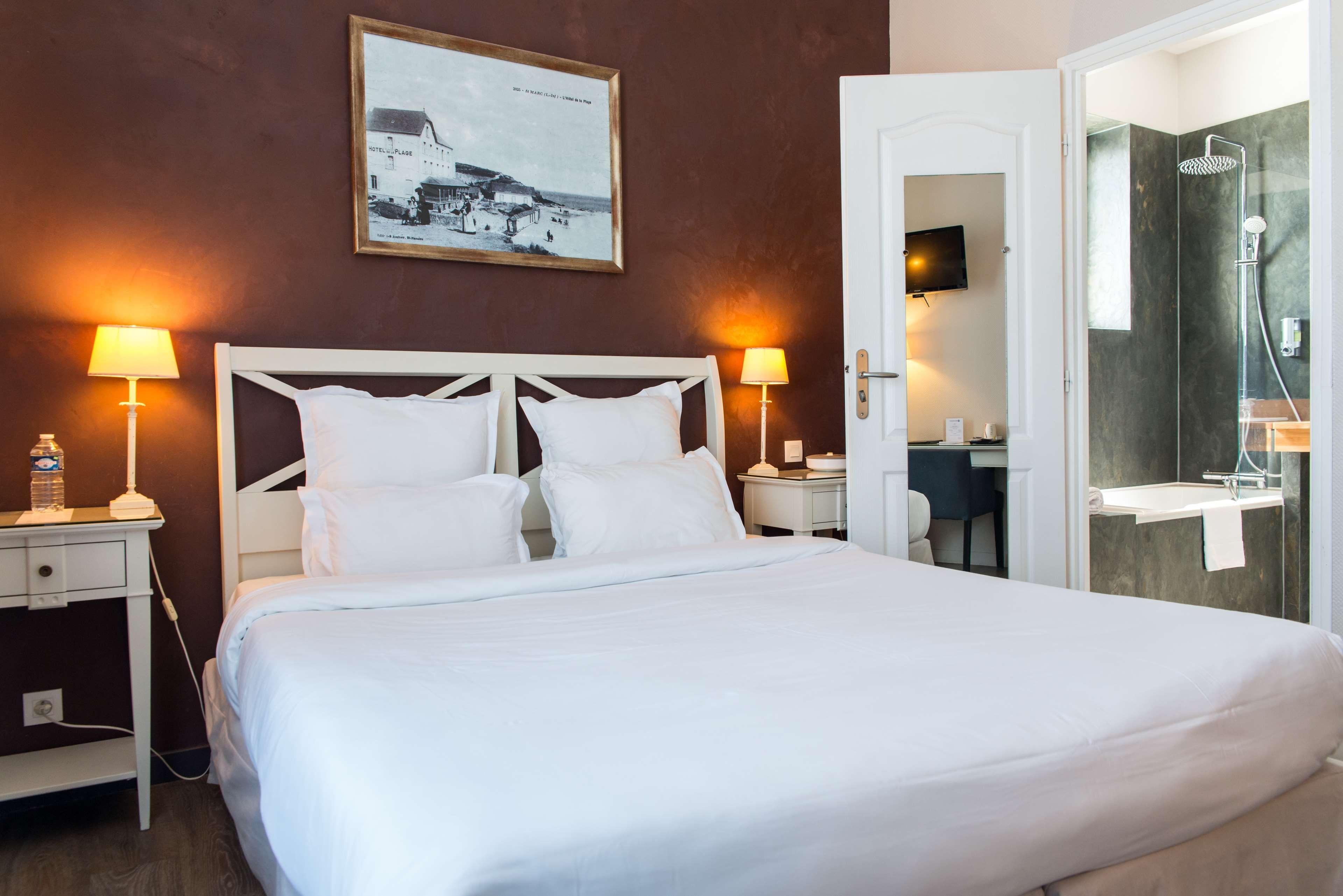 Best Western Hotel De La Plage Saint Marc Sur Mer Exterior photo