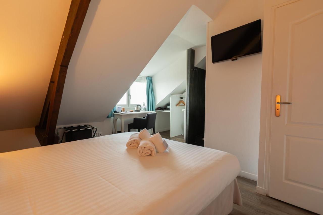 Best Western Hotel De La Plage Saint Marc Sur Mer Exterior photo