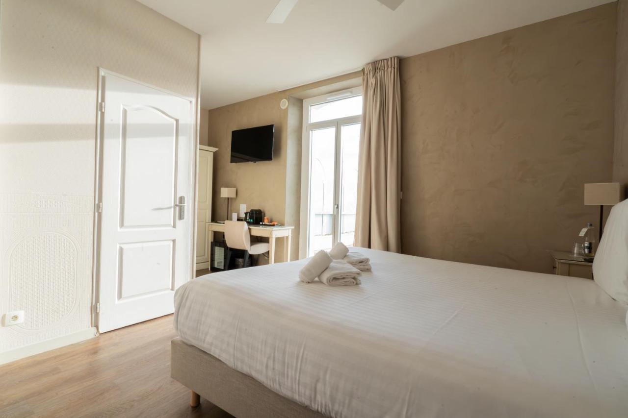 Best Western Hotel De La Plage Saint Marc Sur Mer Exterior photo