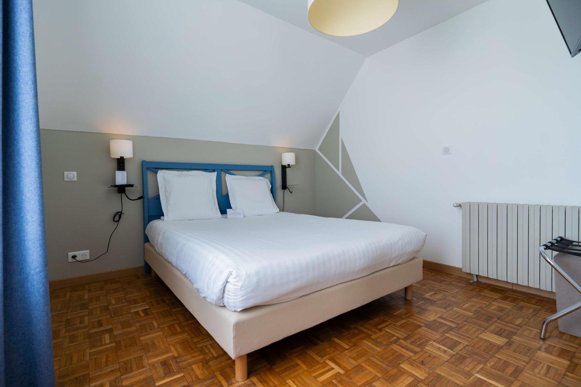 Best Western Hotel De La Plage Saint Marc Sur Mer Exterior photo