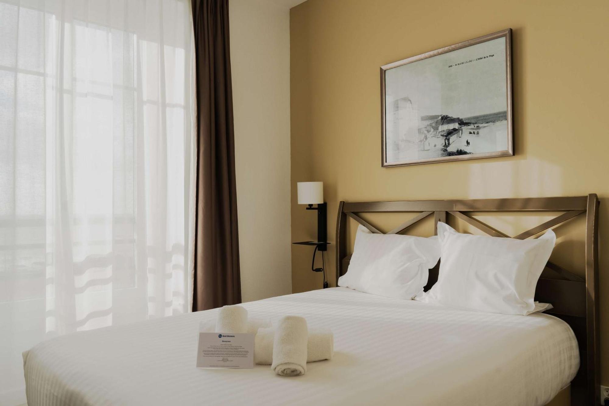 Best Western Hotel De La Plage Saint Marc Sur Mer Exterior photo